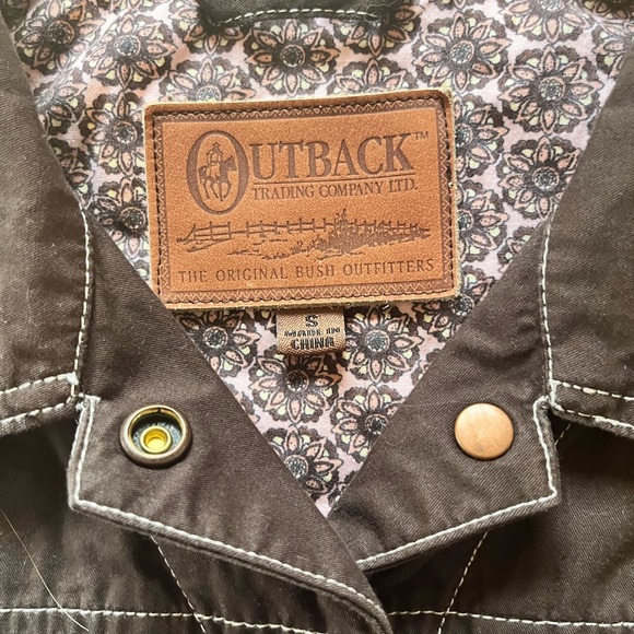 Outback Trading Co LTD Women’s Brown Vest With Snaps And Flower Liner Size S - Picture 2 of 8